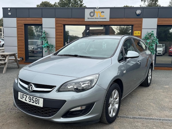 Used Vauxhall Astra 2014 for sale - 76314900: Photo 1