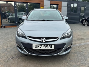 Used Vauxhall Astra 2014 for sale - 76314900: Photo 2