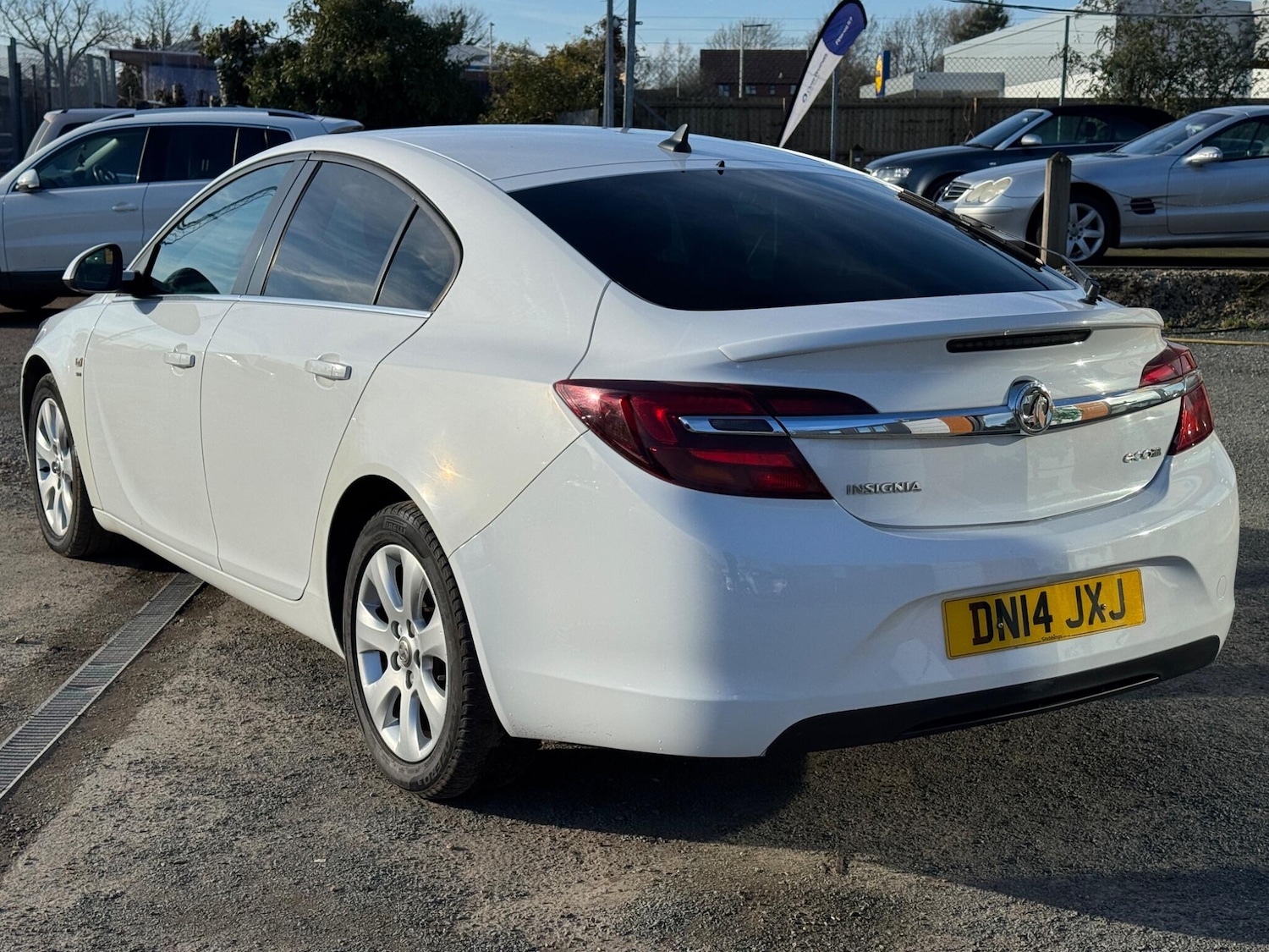 Used Vauxhall Insignia 2014 for sale - 77934186: Photo 3