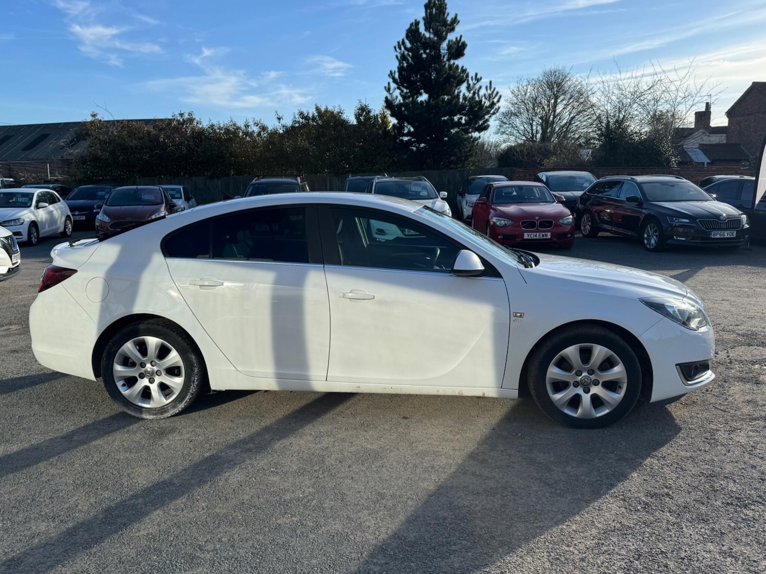 Used Vauxhall Insignia 2014 for sale - 77934186: Photo 6