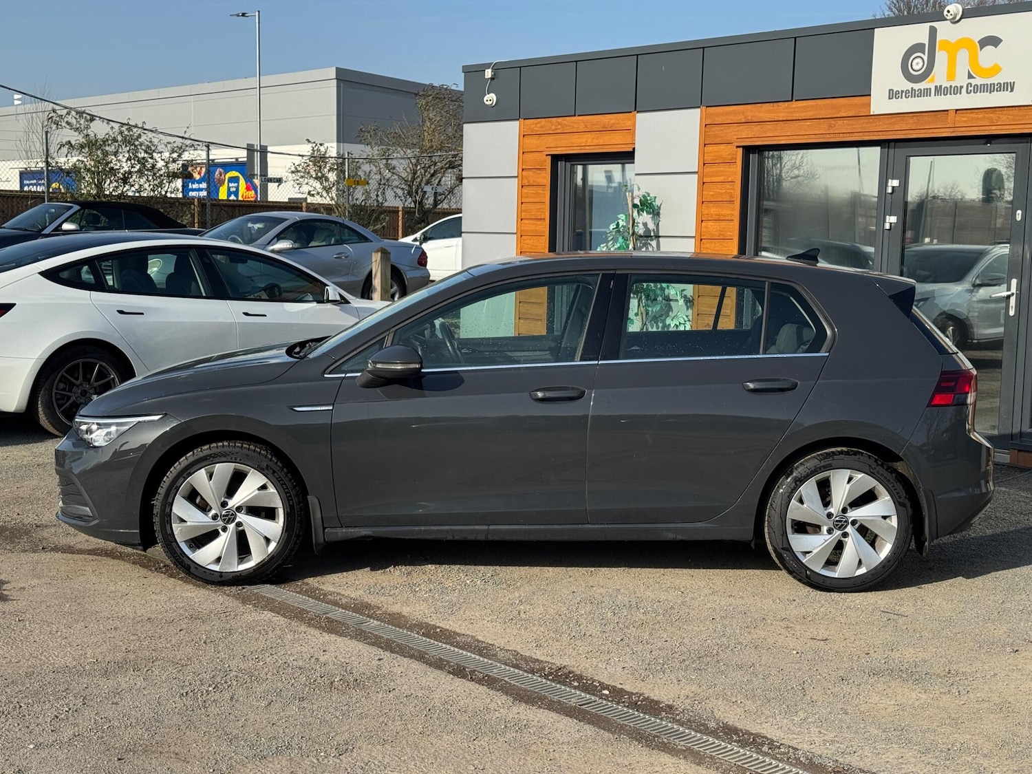 Used Volkswagen Golf 2021 for sale - 77934188: Photo 2