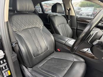 Used BMW 7 Series 2021 for sale - 79859879: Photo