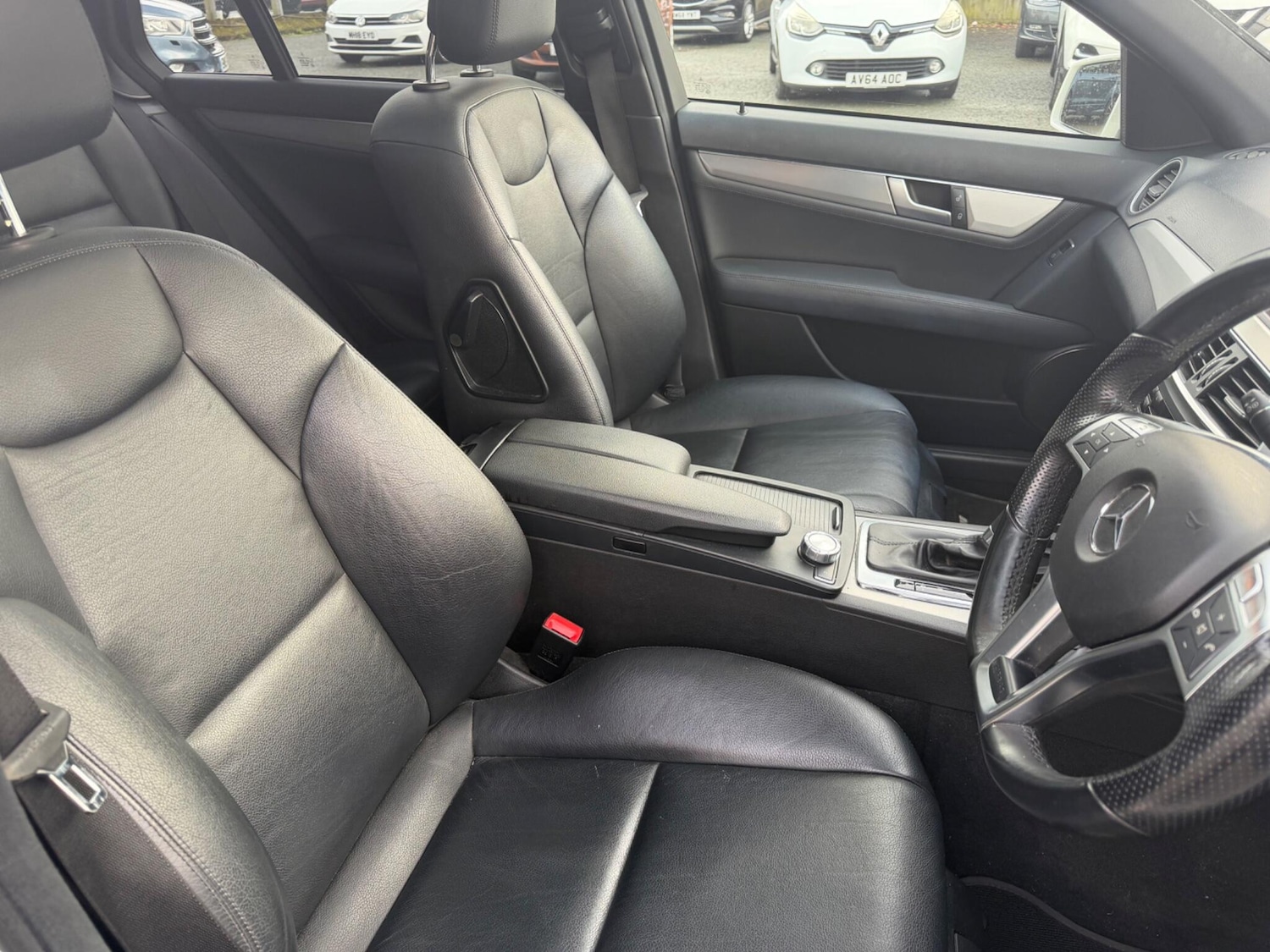 Used Mercedes-Benz C Class 2011 for sale - 77934156: Photo 15