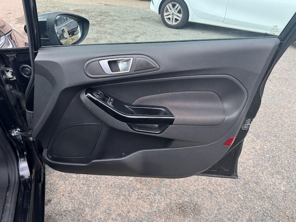 Used Ford Fiesta 2016 for sale - 76336112: Photo 16