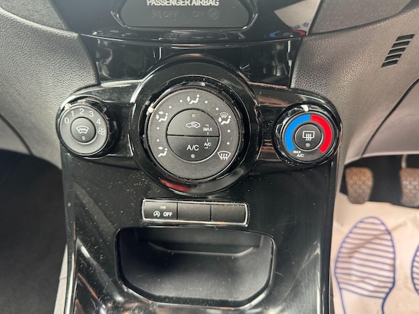 Used Ford Fiesta 2016 for sale - 76336112: Photo 20