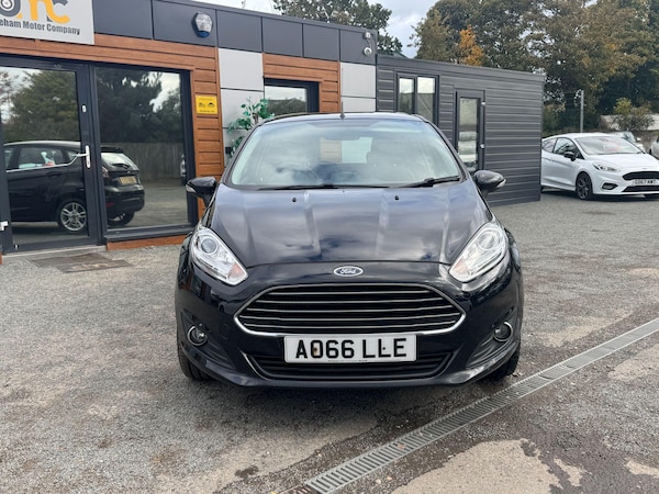 Used Ford Fiesta 2016 for sale - 76336112: Photo 2