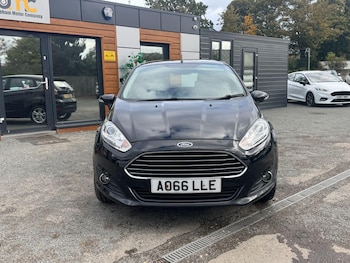 Used Ford Fiesta 2016 for sale - 76336112: Photo 2