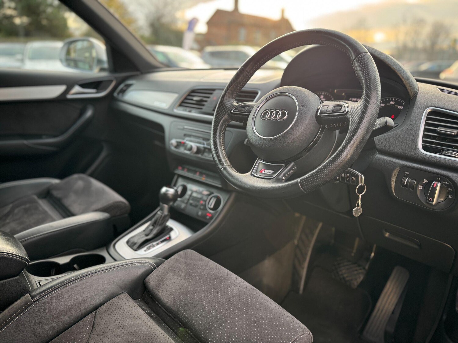 Used Audi Q3 2015 for sale - 76561473: Photo 15