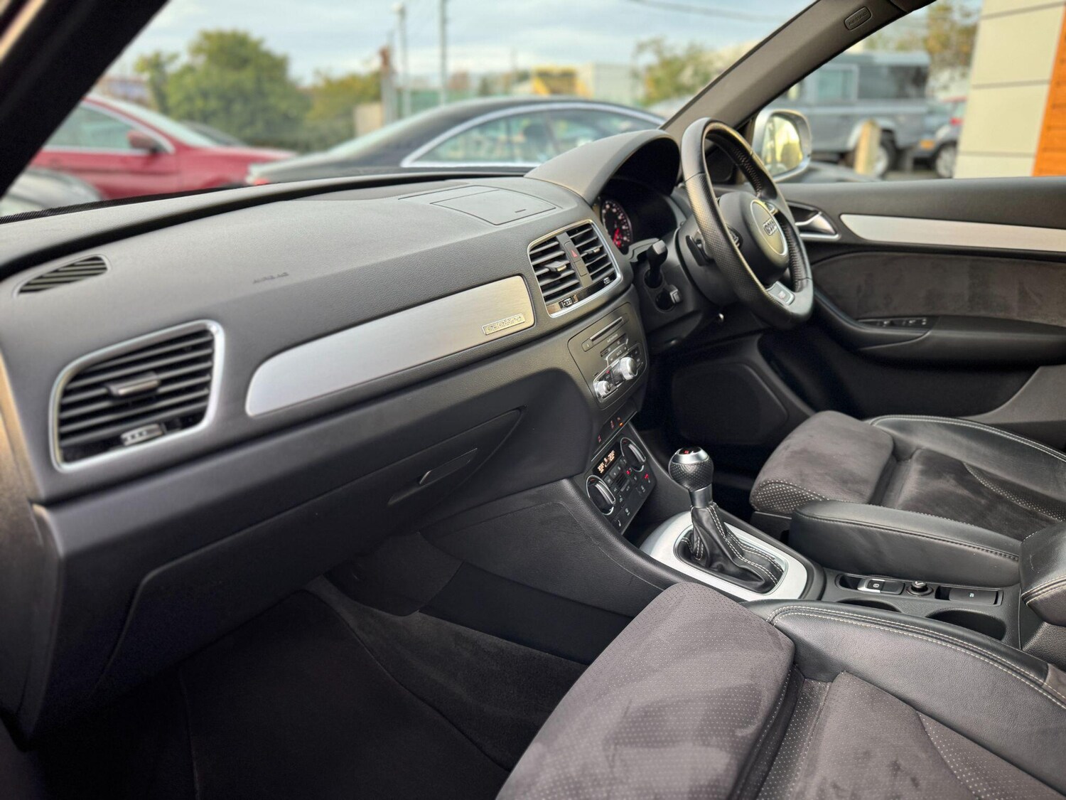 Used Audi Q3 2015 for sale - 76561473: Photo 17