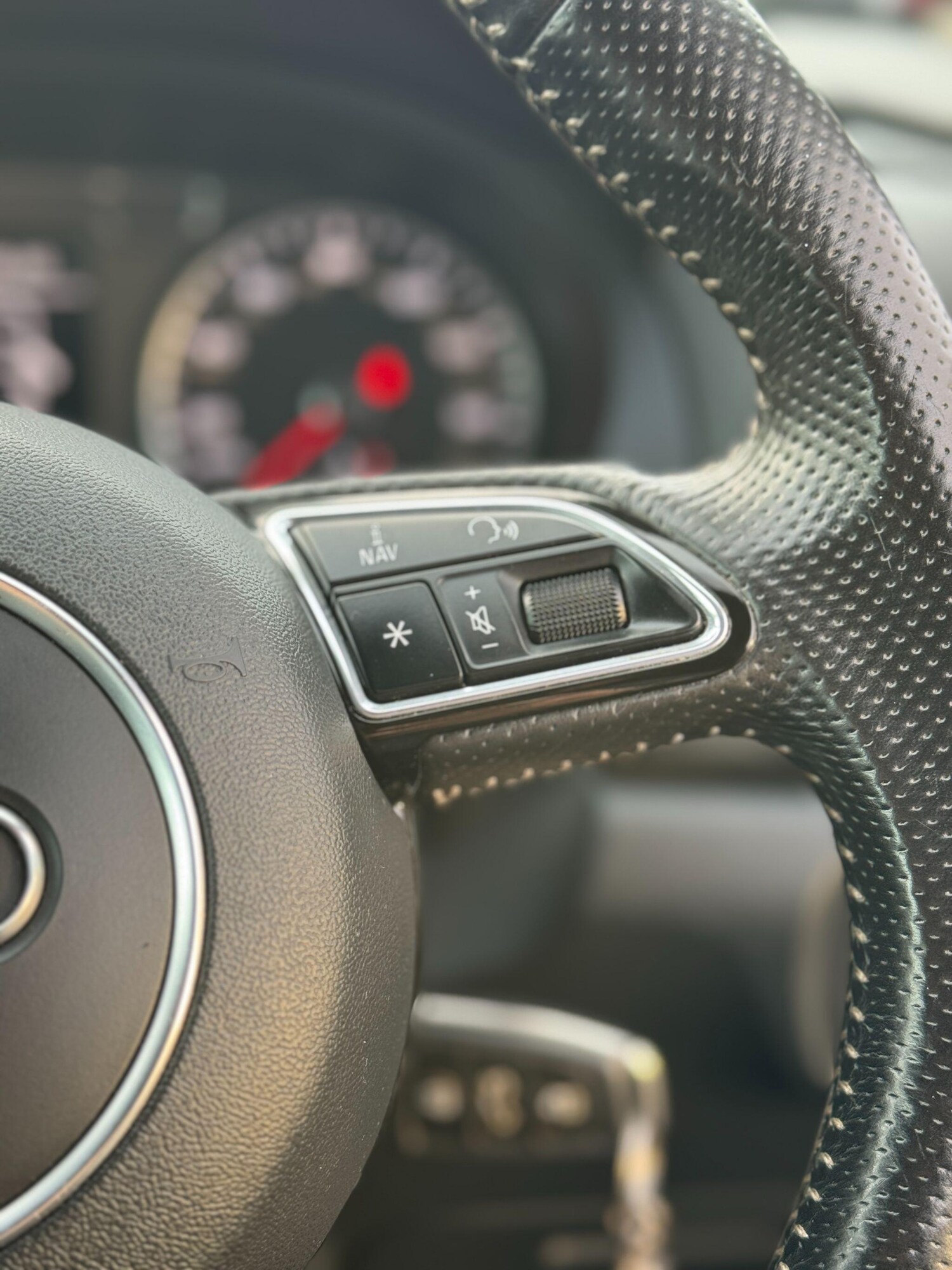 Used Audi Q3 2015 for sale - 76561473: Photo 23