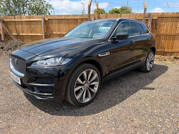 Used Jaguar F-Pace 2018 for sale - 79157946: Photo