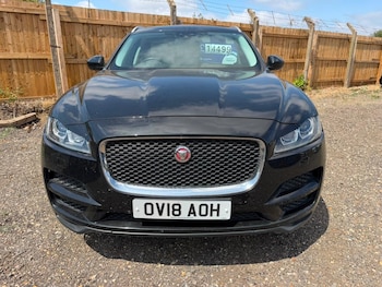 Used Jaguar F-Pace 2018 for sale - 79157946: Photo