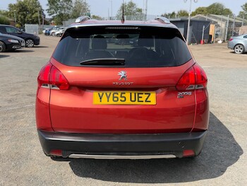 Used Peugeot 2008 2015 for sale - 79401352: Photo