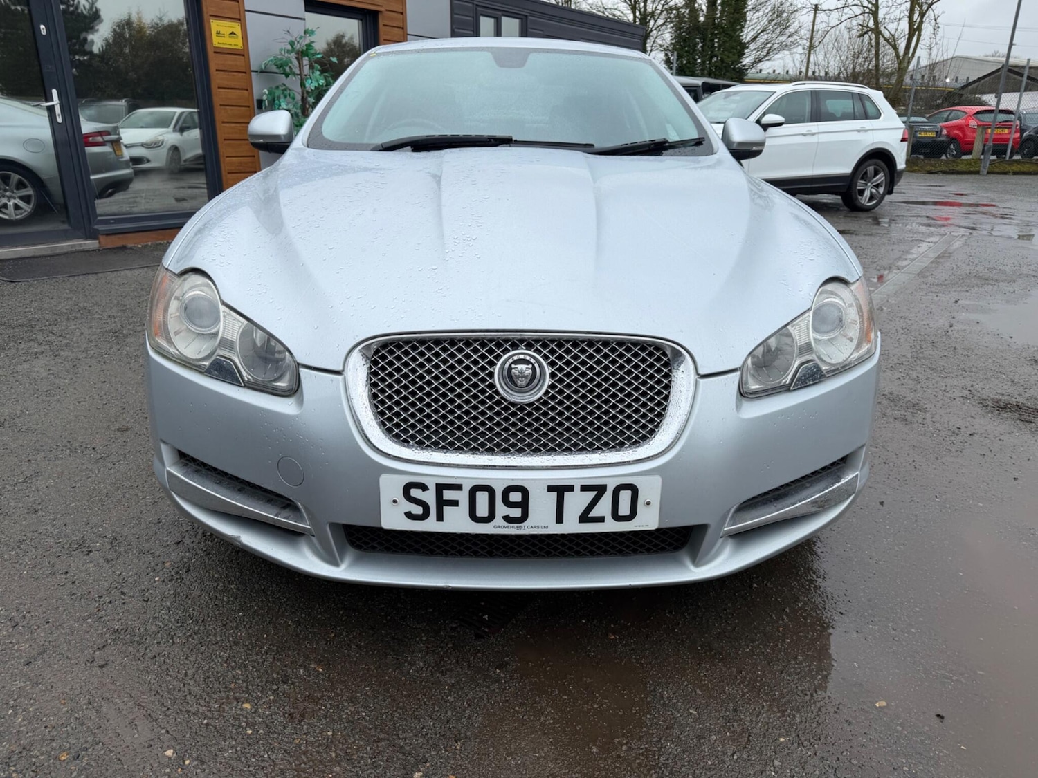 Used Jaguar XF 2009 for sale - 77934159: Photo 2