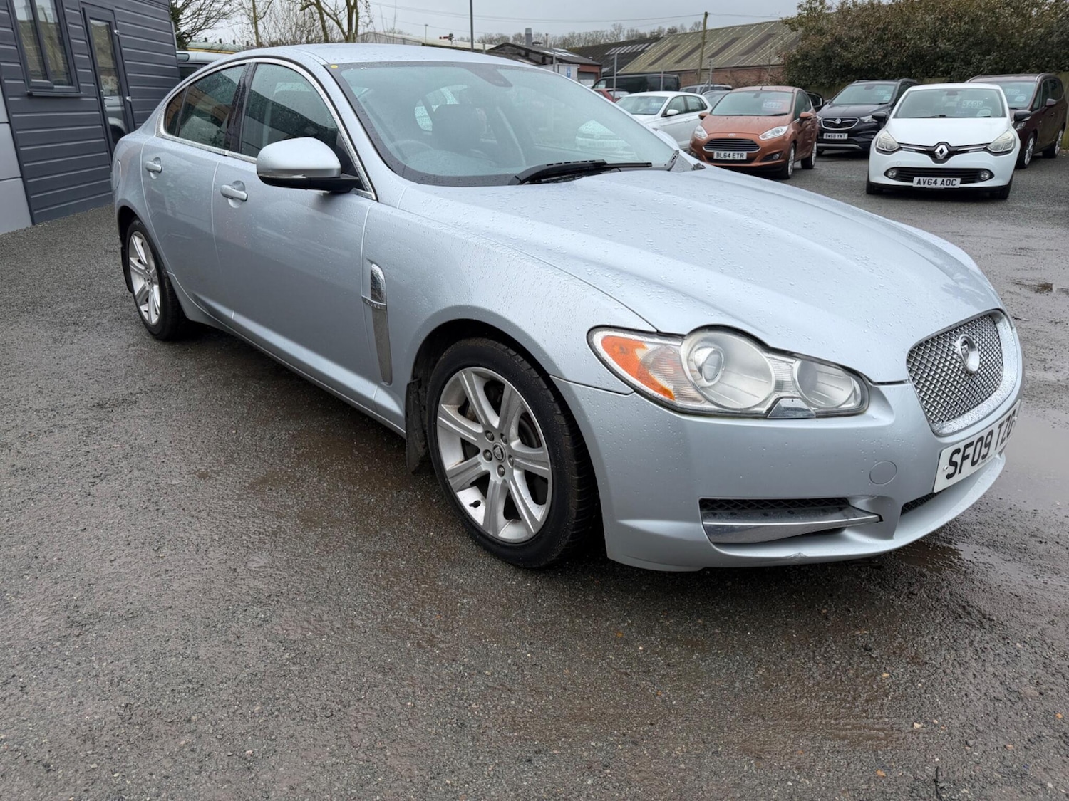 Used Jaguar XF 2009 for sale - 77934159: Photo 3