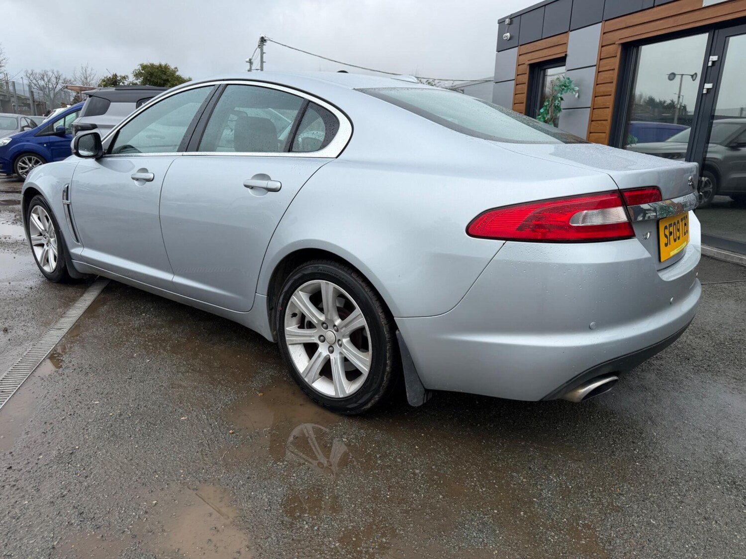 Used Jaguar XF 2009 for sale - 77934159: Photo 7
