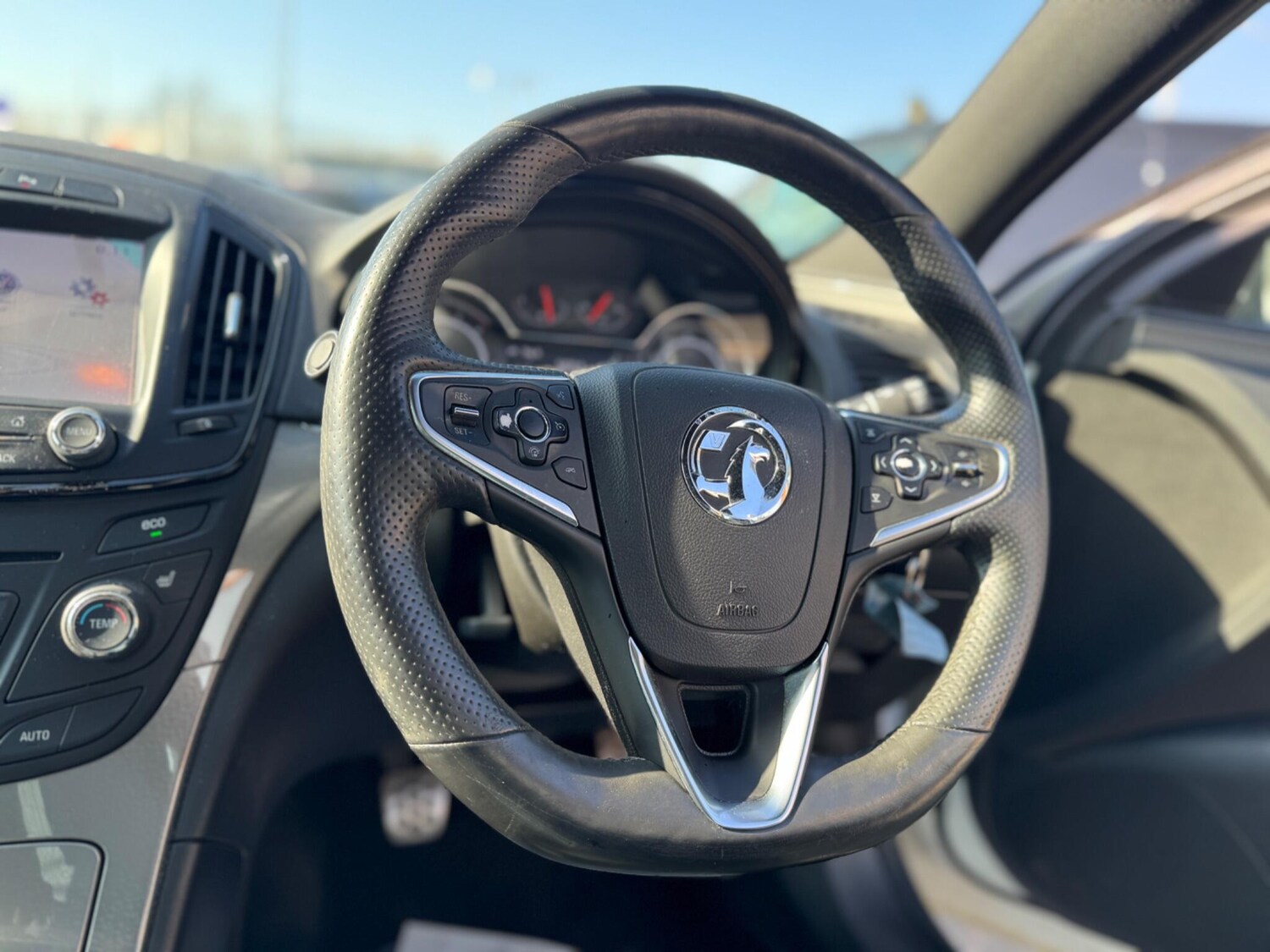 Used Vauxhall Insignia 2015 for sale - 77934206: Photo 22