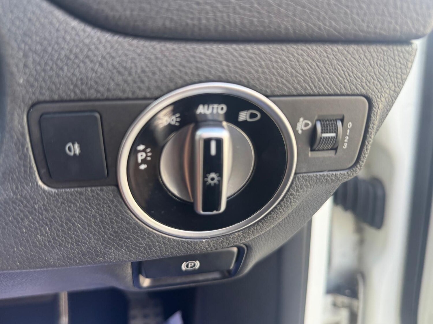 Used Mercedes-Benz GLA 2016 for sale - 76032324: Photo 13