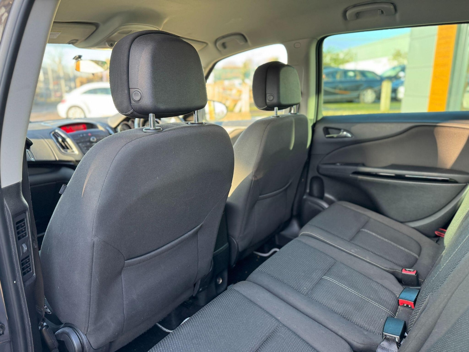 Used Vauxhall Zafira Tourer 2015 for sale - 76801482: Photo 14