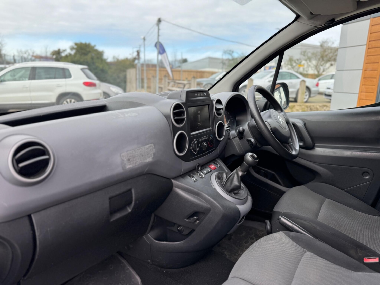 Used Citroen Berlingo 2017 for sale - 77934160: Photo 12