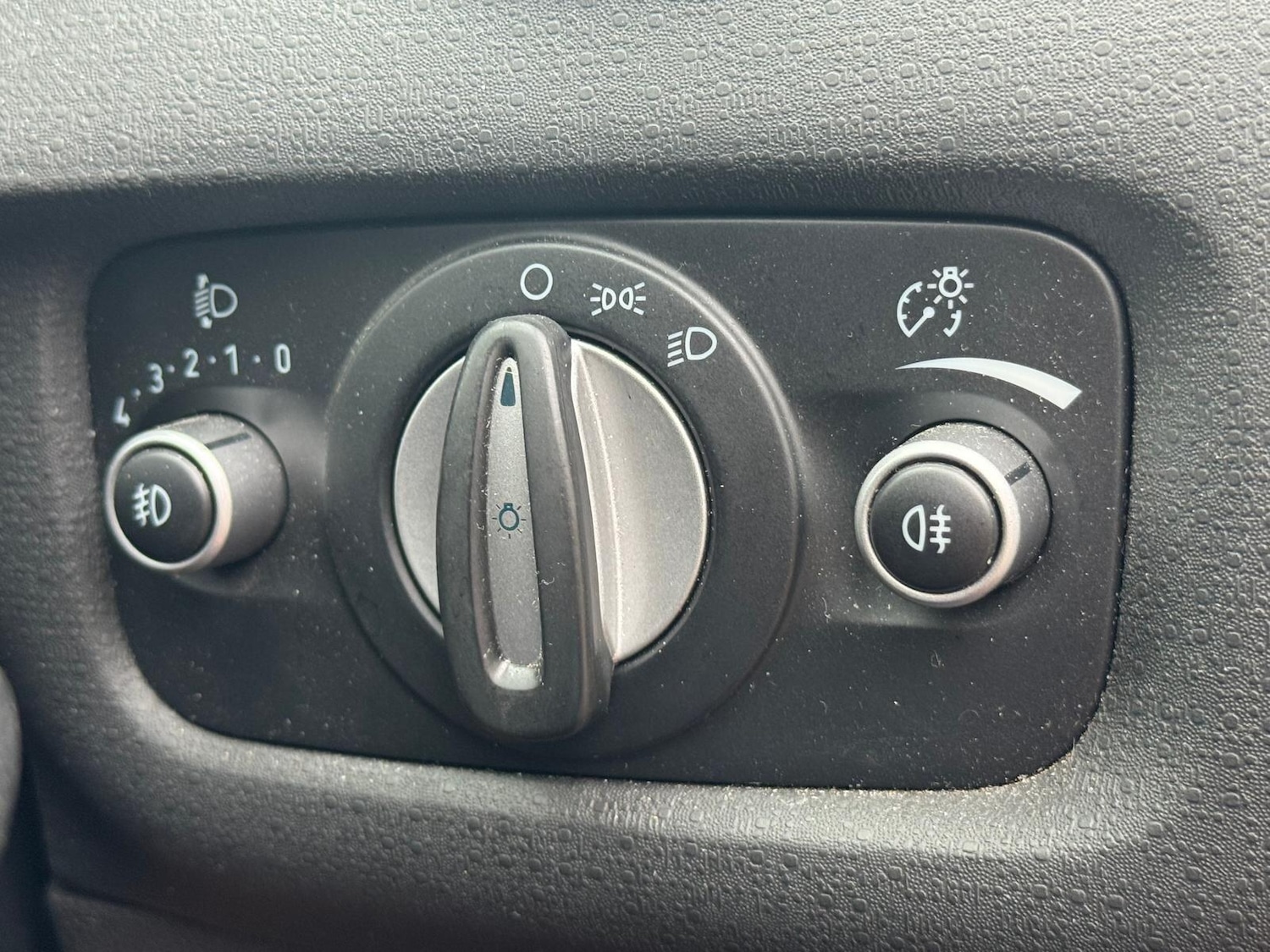 Used Ford Fiesta 2013 for sale - 76032128: Photo 12