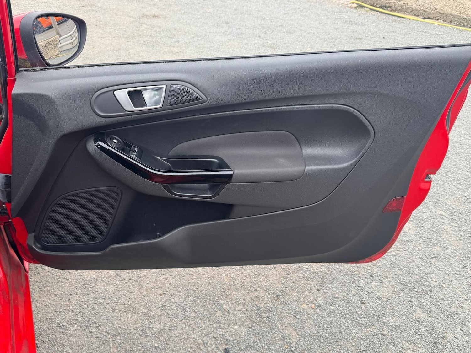 Used Ford Fiesta 2013 for sale - 76032128: Photo 15