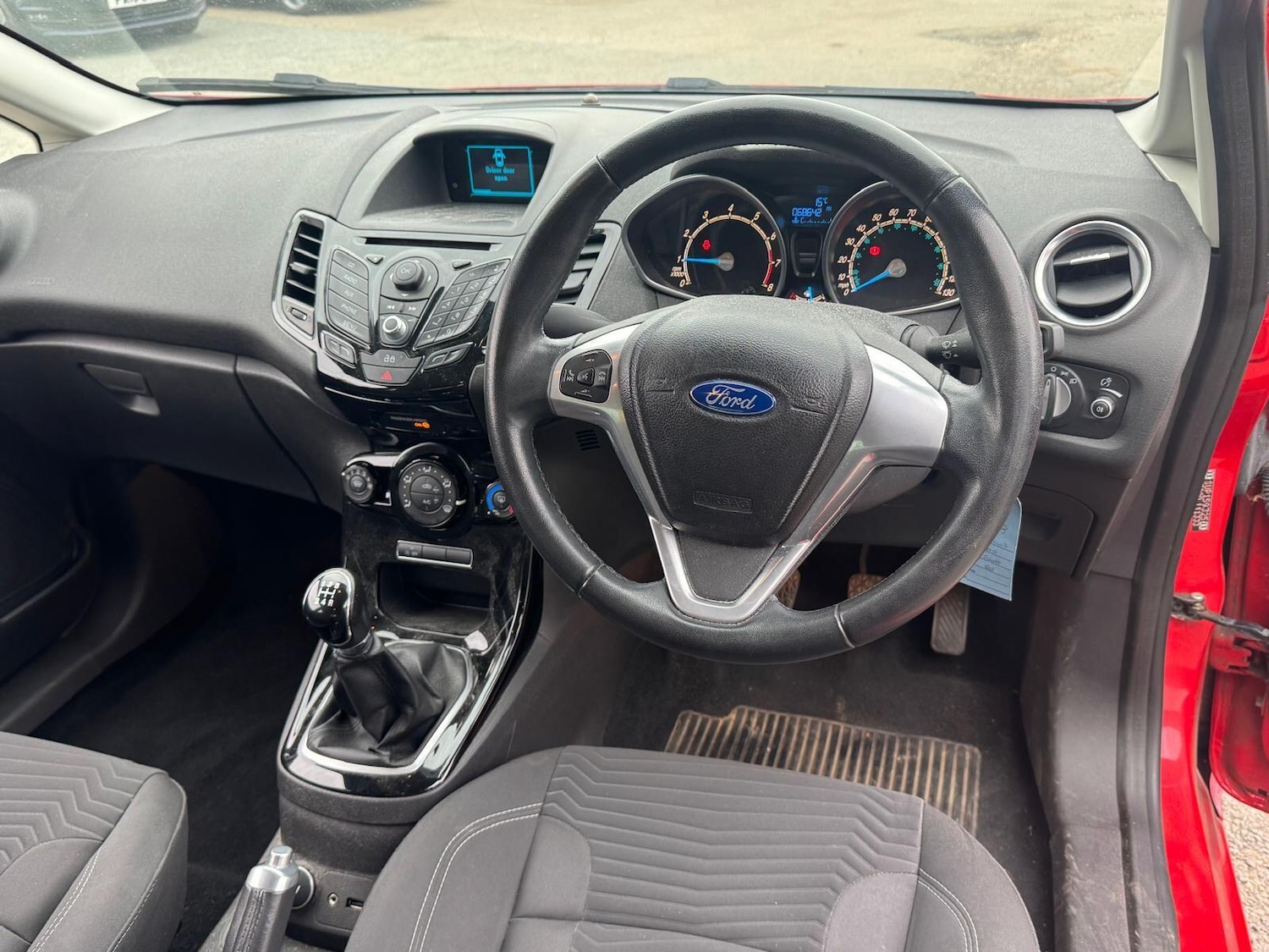 Used Ford Fiesta 2013 for sale - 76032128: Photo 31