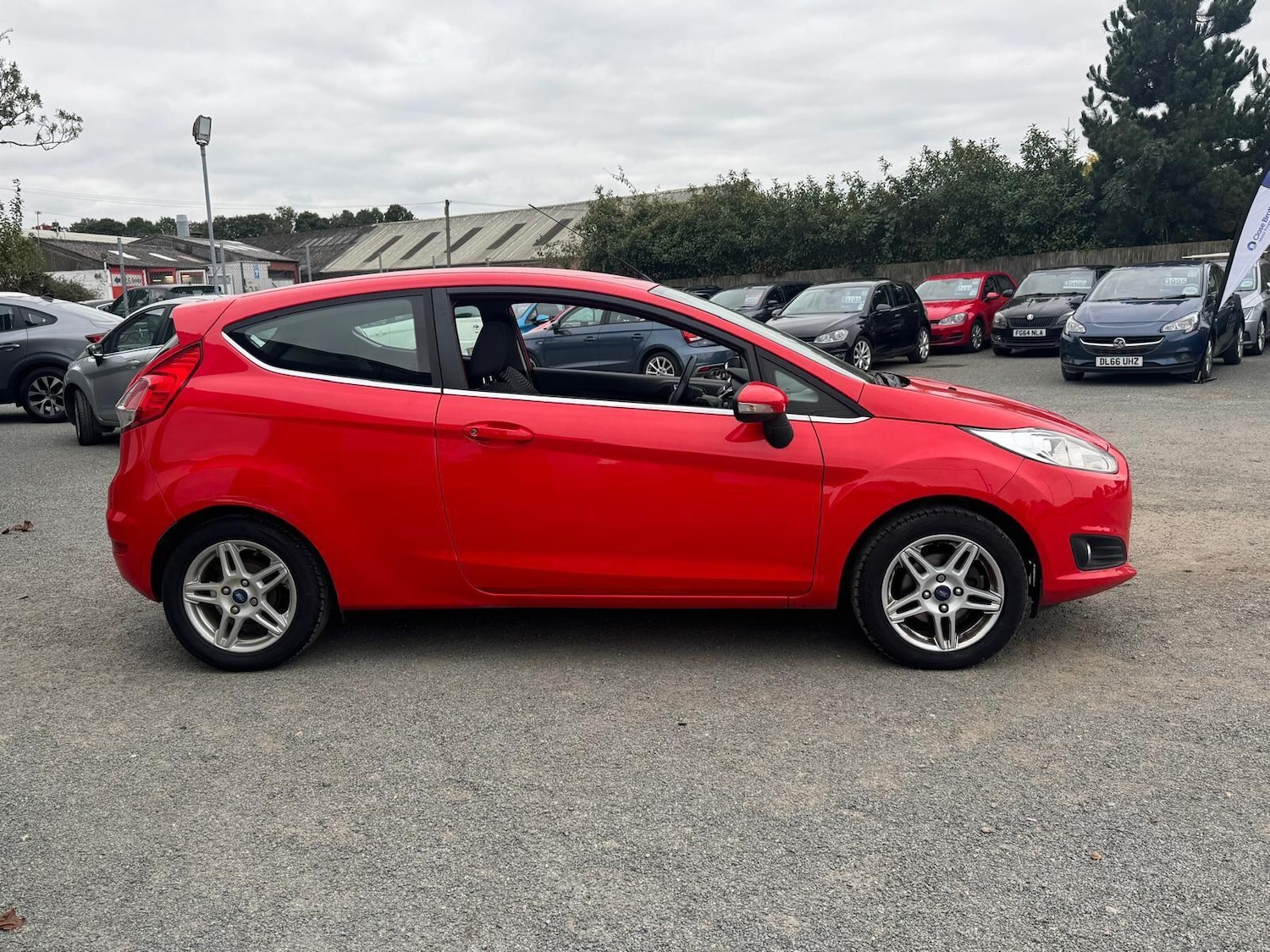 Used Ford Fiesta 2013 for sale - 76032128: Photo 7