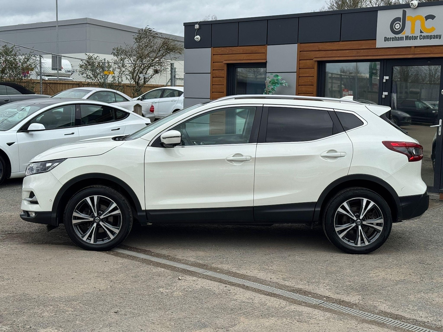 Used Nissan Qashqai 2019 for sale - 77934215: Photo 2