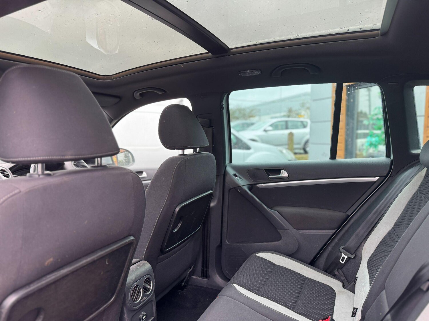 Used Volkswagen Tiguan 2014 for sale - 77934192: Photo 18