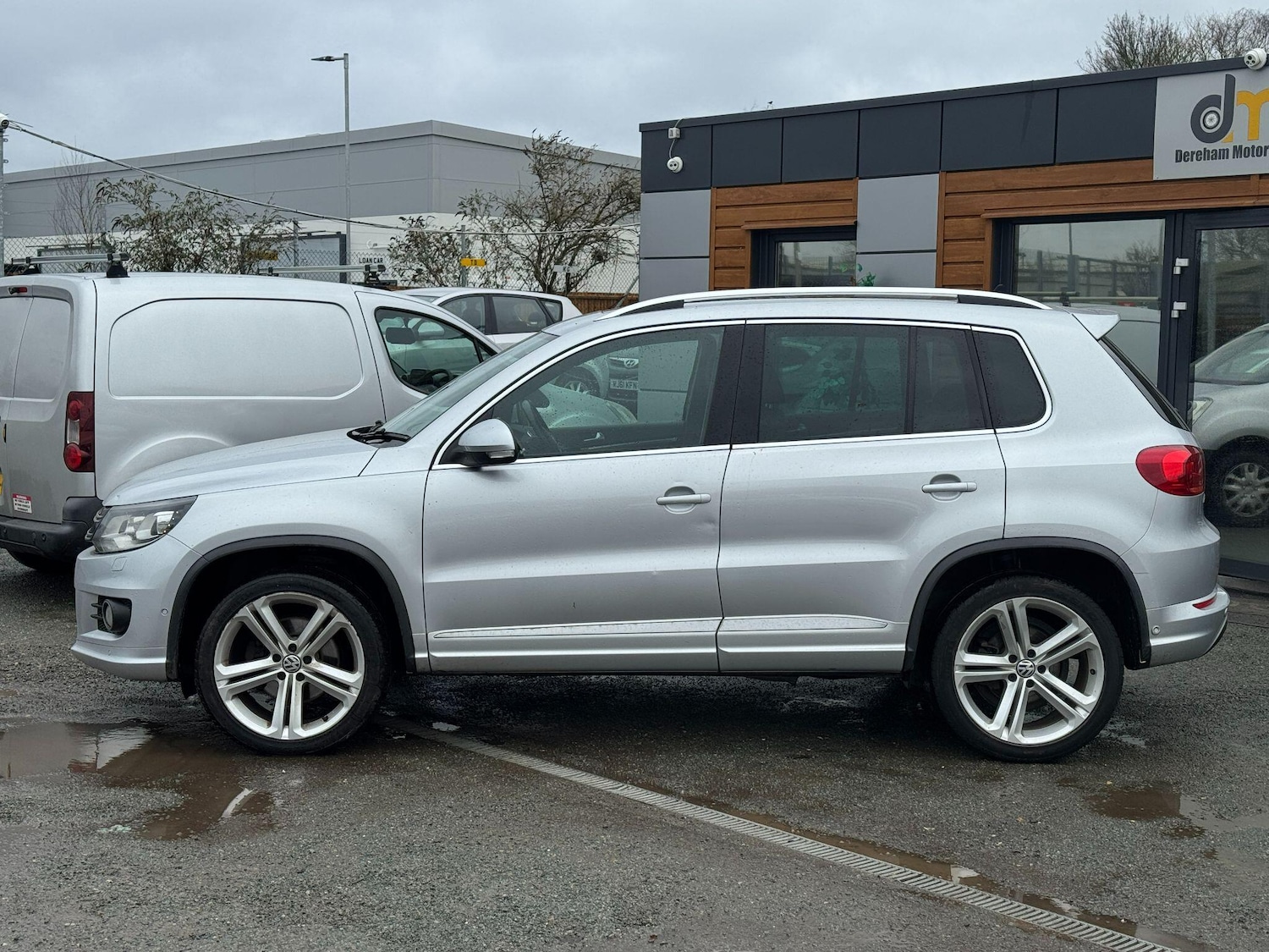 Used Volkswagen Tiguan 2014 for sale - 77934192: Photo 2
