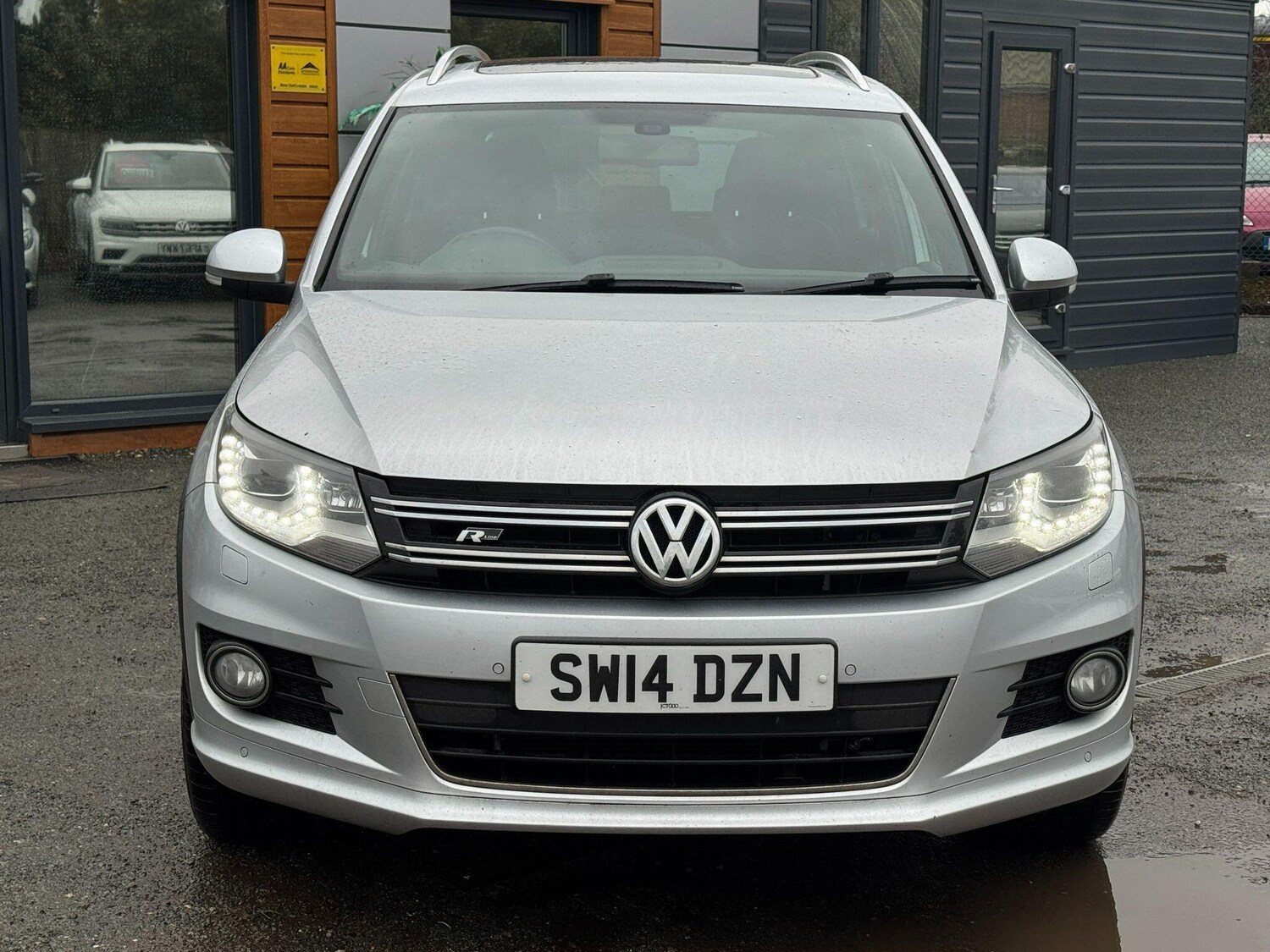 Used Volkswagen Tiguan 2014 for sale - 77934192: Photo 8