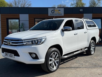 Used Toyota Hilux 2017 for sale - 79475620: Photo