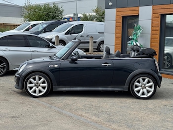 Used MINI Convertible 2006 for sale - 78969564: Photo