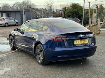 Used Tesla Model 3 2021 for sale - 76772081: Photo