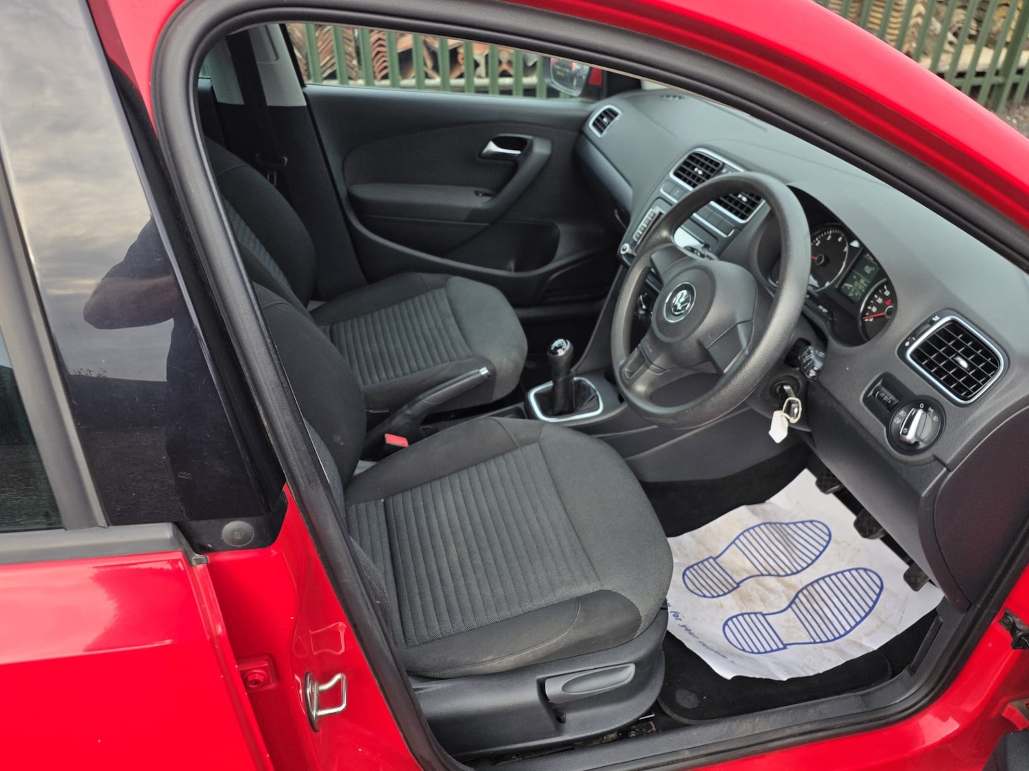 Used Volkswagen Polo 2014 for sale - 76491860: Photo 9