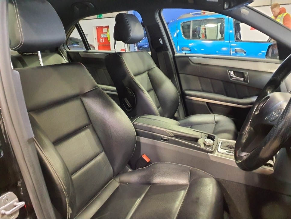 Used Mercedes-Benz E Class 2010 for sale - 77718797: Photo 12