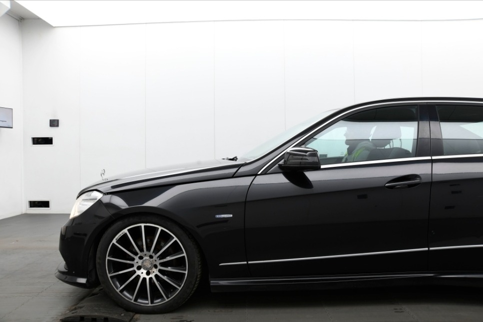 Used Mercedes-Benz E Class 2010 for sale - 77718797: Photo 6