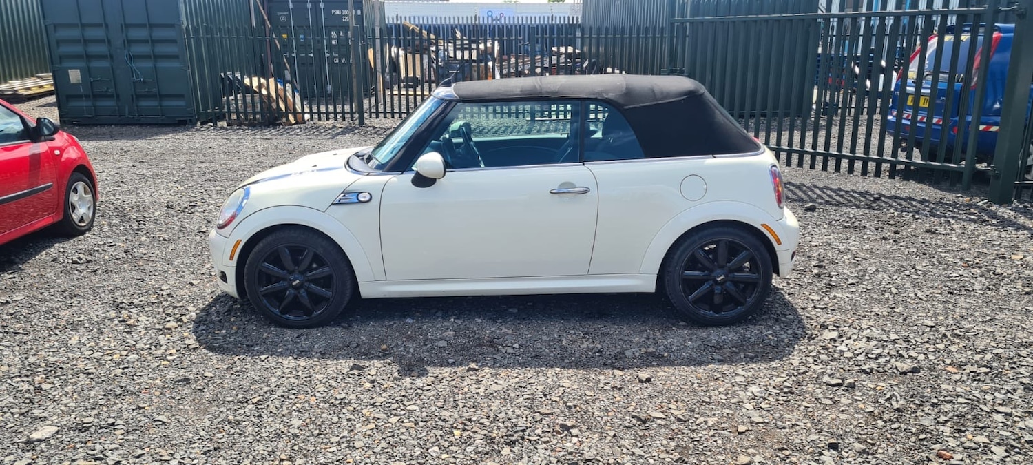 Used MINI Convertible 2010 for sale - 76490972: Photo 7