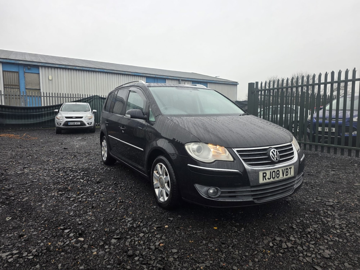 Used Volkswagen Touran 2008 for sale - 77213764: Photo 2