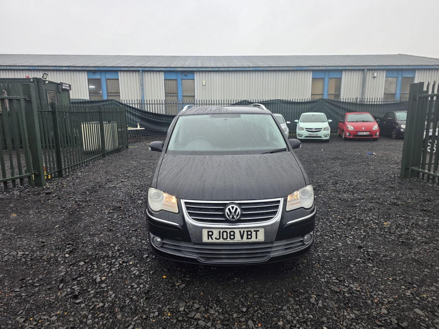 Used Volkswagen Touran 2008 for sale - 77213764: Photo 3