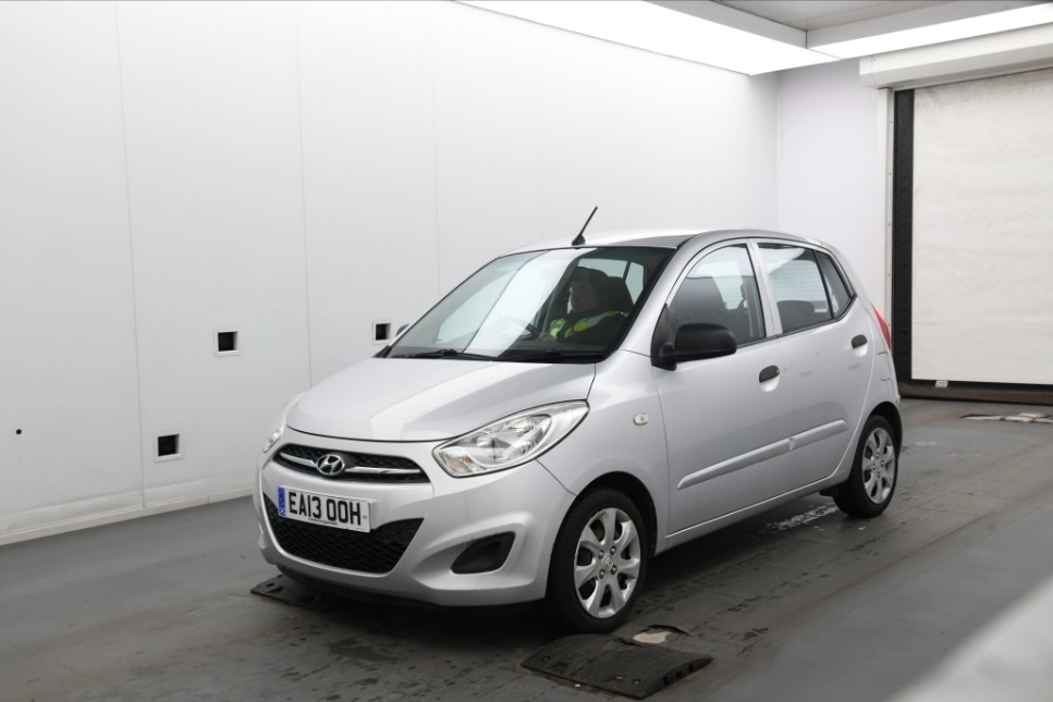 Used Hyundai i10 2013 for sale - 77213786: Photo 4