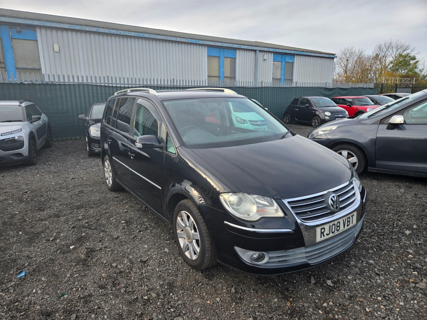 Used Volkswagen Touran 2008 for sale - 76542514: Photo 1