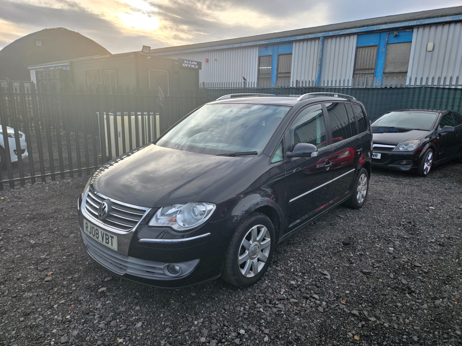 Used Volkswagen Touran 2008 for sale - 76542514: Photo 3