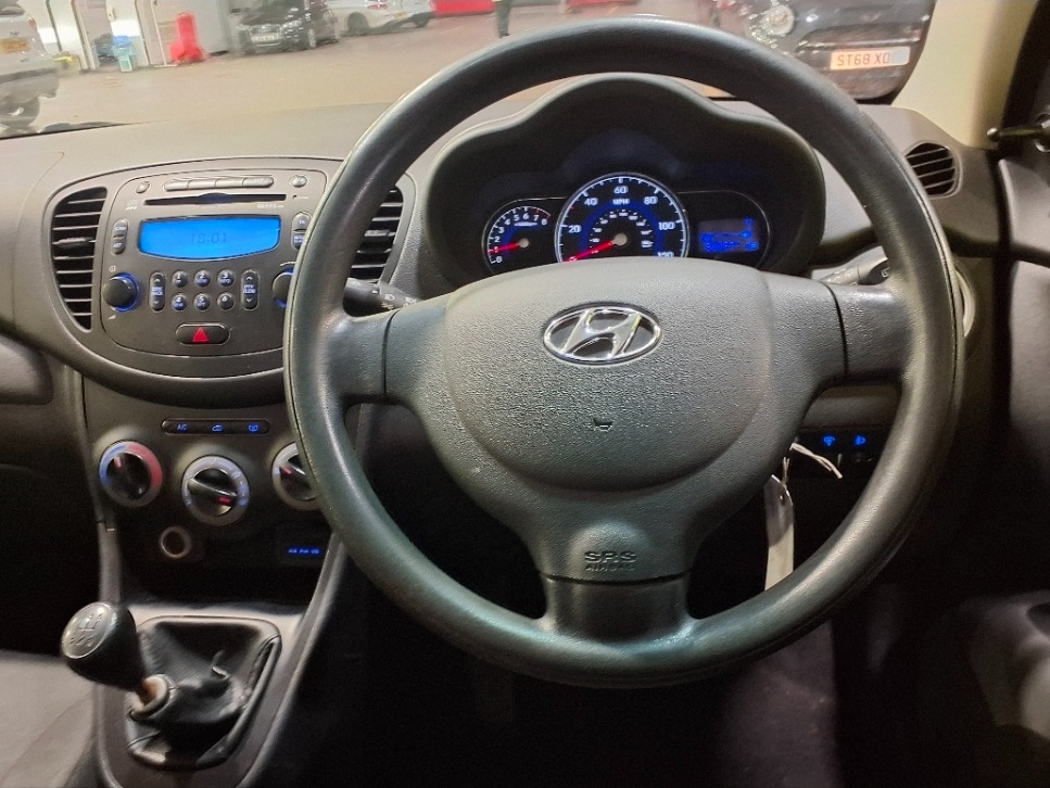 Used Hyundai i10 2013 for sale - 77601966: Photo 15