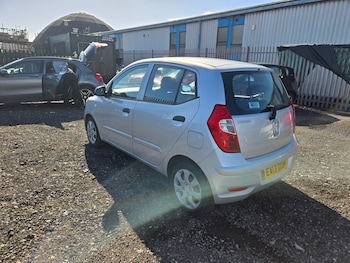 Used Hyundai i10 2013 for sale - 78632759: Photo