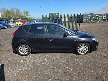 Used Hyundai i30 2010 for sale - 78496220: Photo