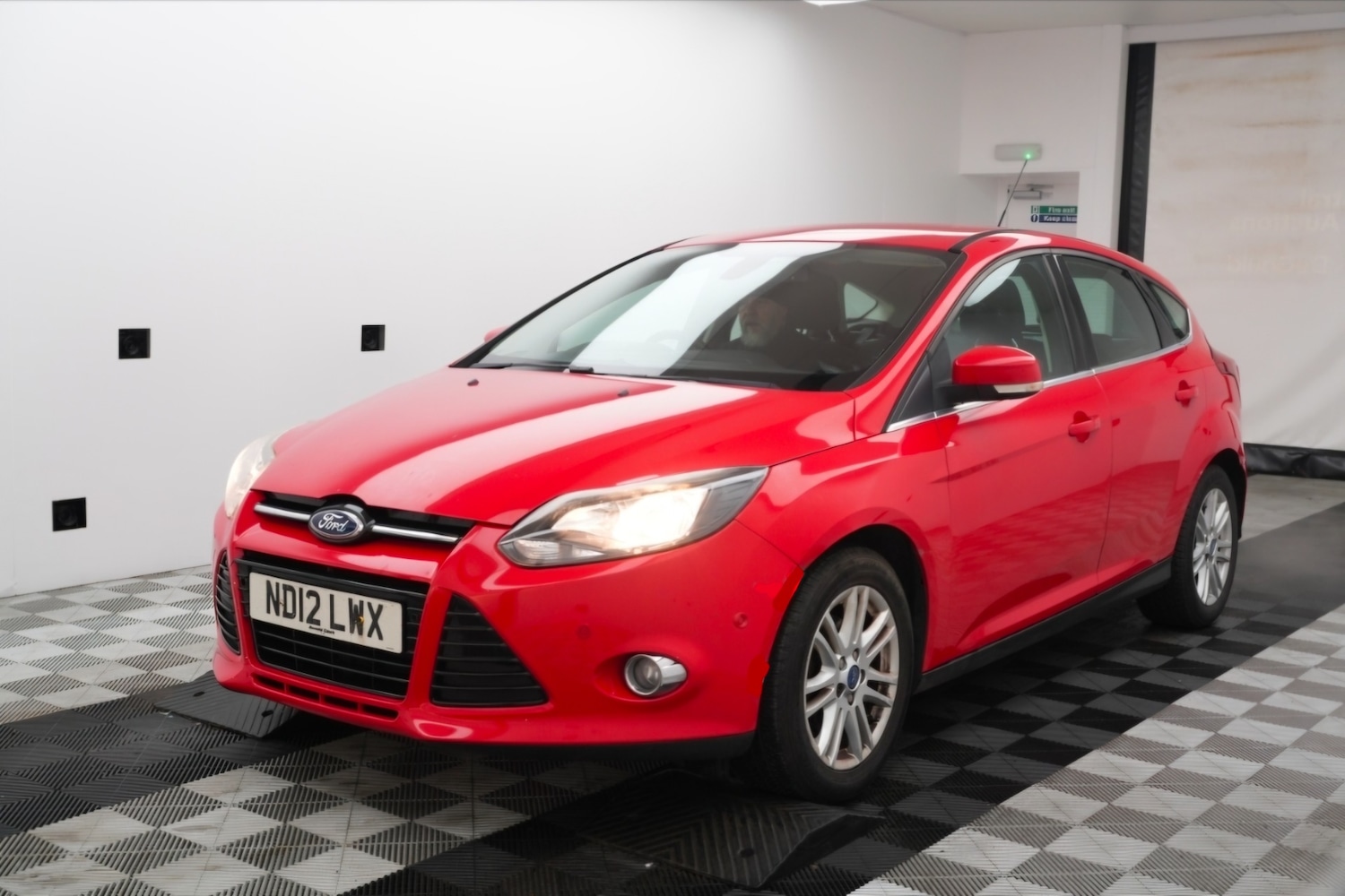 Used Ford Focus 2012 for sale - 77601870: Photo 1