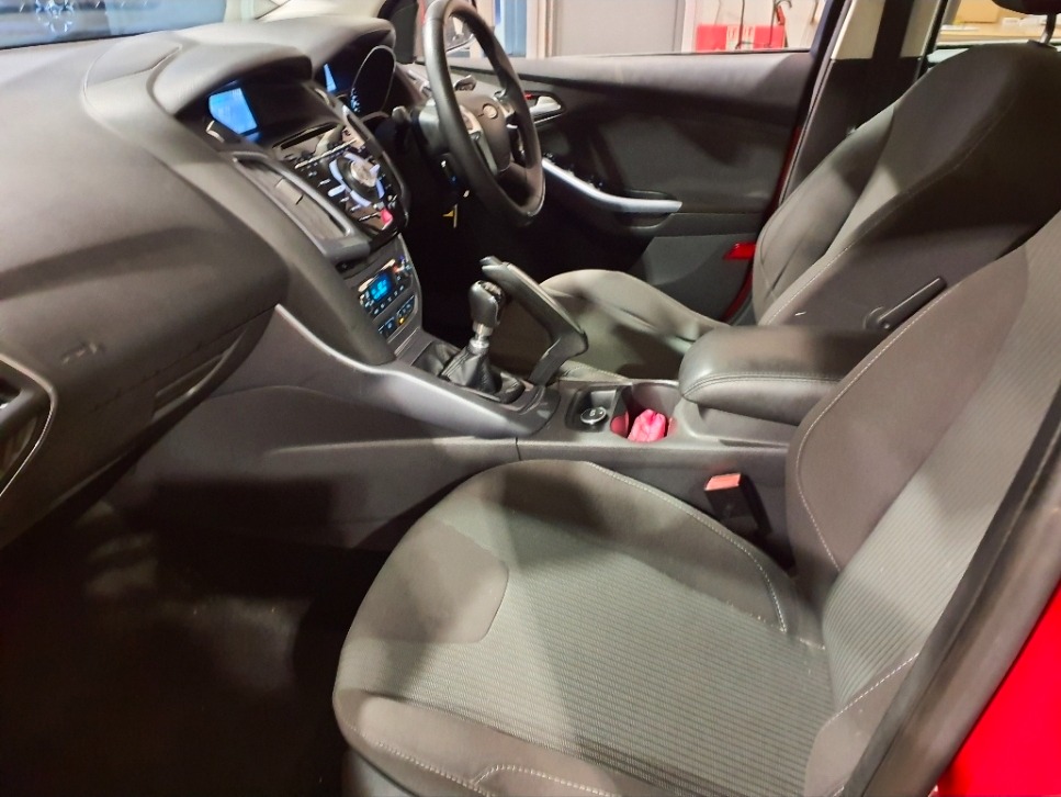 Used Ford Focus 2012 for sale - 77601870: Photo 3