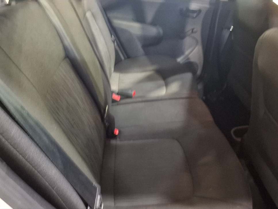 Used Hyundai i10 2013 for sale - 77798645: Photo 23